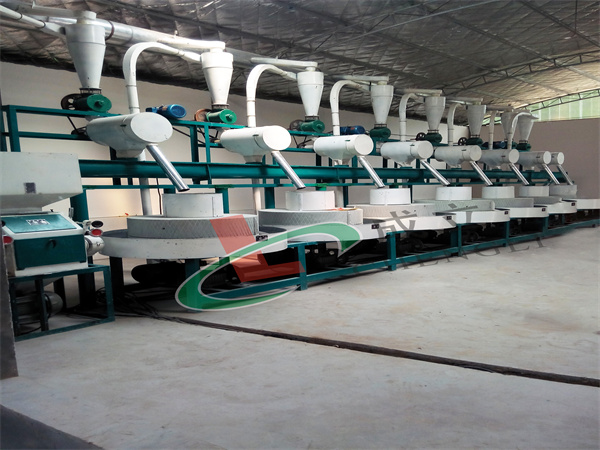 15噸石磨面粉機(jī)